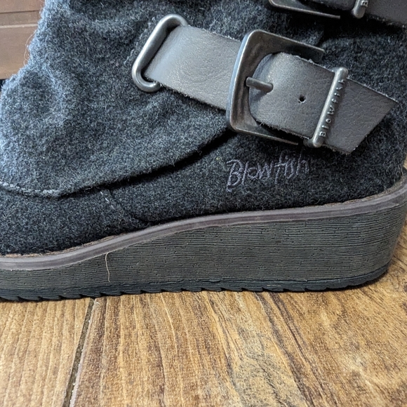 Blowfish wool ankle booties size 6 women's - Picture 3 of 7